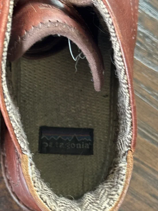 Patagonia Brown Leather Moc-Toe Chukka Boots - Picture 12 of 15